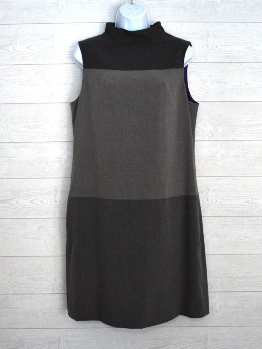 Jessica Howard Sleeveless Dress Unique Neckline Size 12